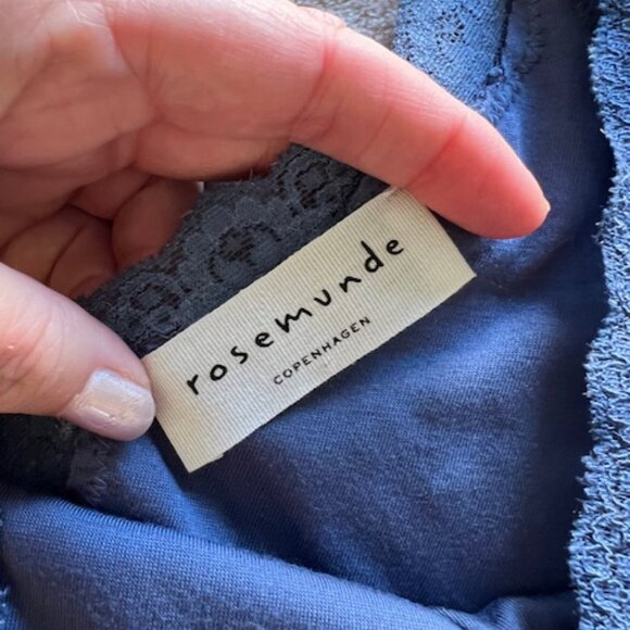 Rosemunde Blue Lace Cocktail Dress - Picture 5 of 6